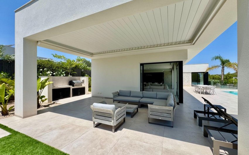 Reventa - Villa -
Orihuela - Las Colinas Golf