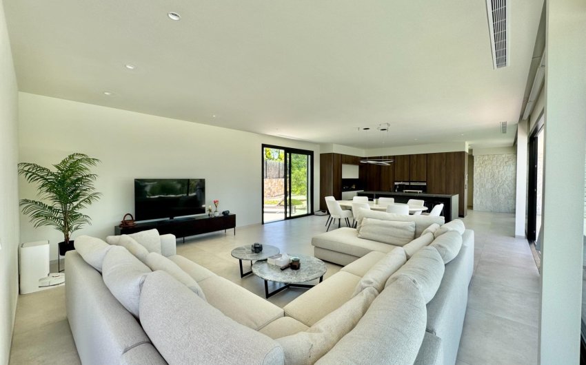Reventa - Villa -
Orihuela - Las Colinas Golf