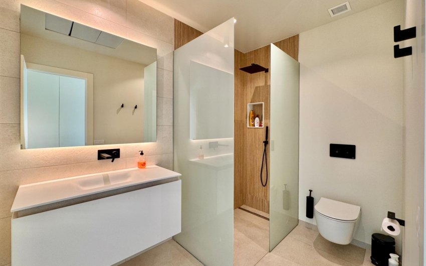 Reventa - Villa -
Orihuela - Las Colinas Golf