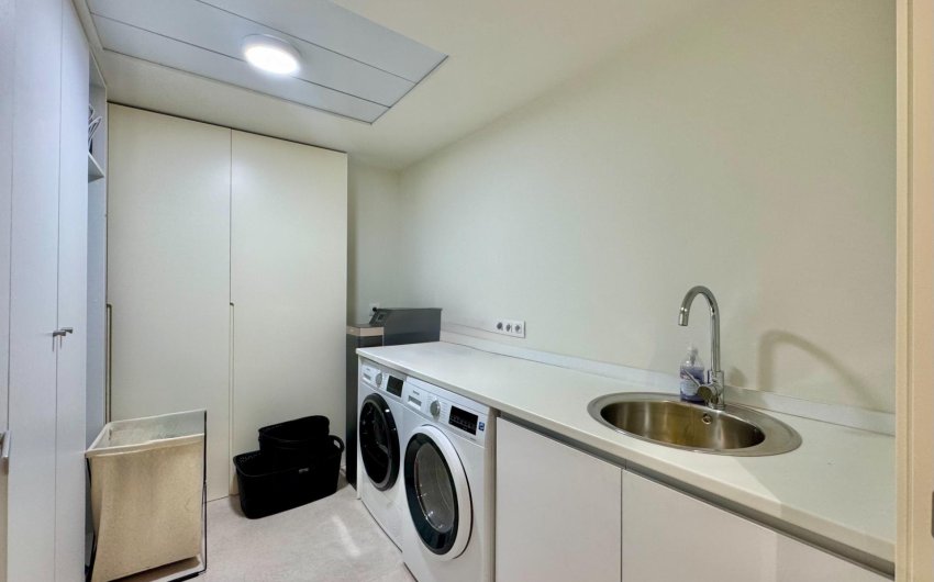 Reventa - Villa -
Orihuela - Las Colinas Golf