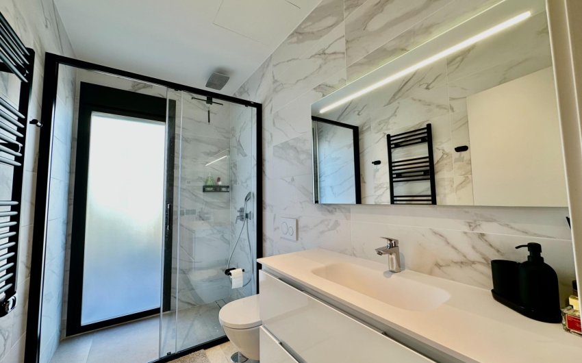 Reventa - Villa -
Orihuela - Las Colinas Golf