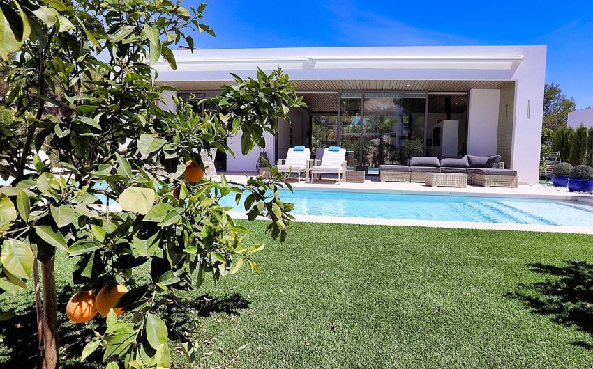 Reventa - Villa -
Orihuela - Las Colinas Golf