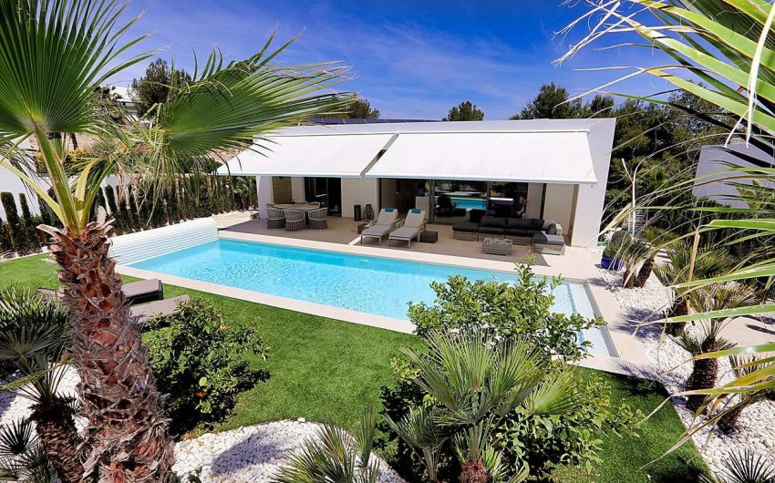 Reventa - Villa -
Orihuela - Las Colinas Golf