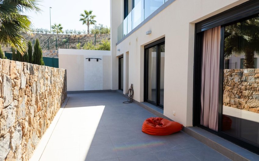 Reventa - Villa -
Orihuela - Las Colinas Golf