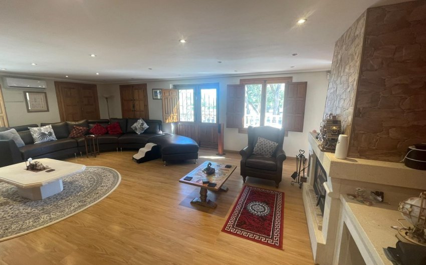 Reventa - Villa -
Orihuela - Torremendo