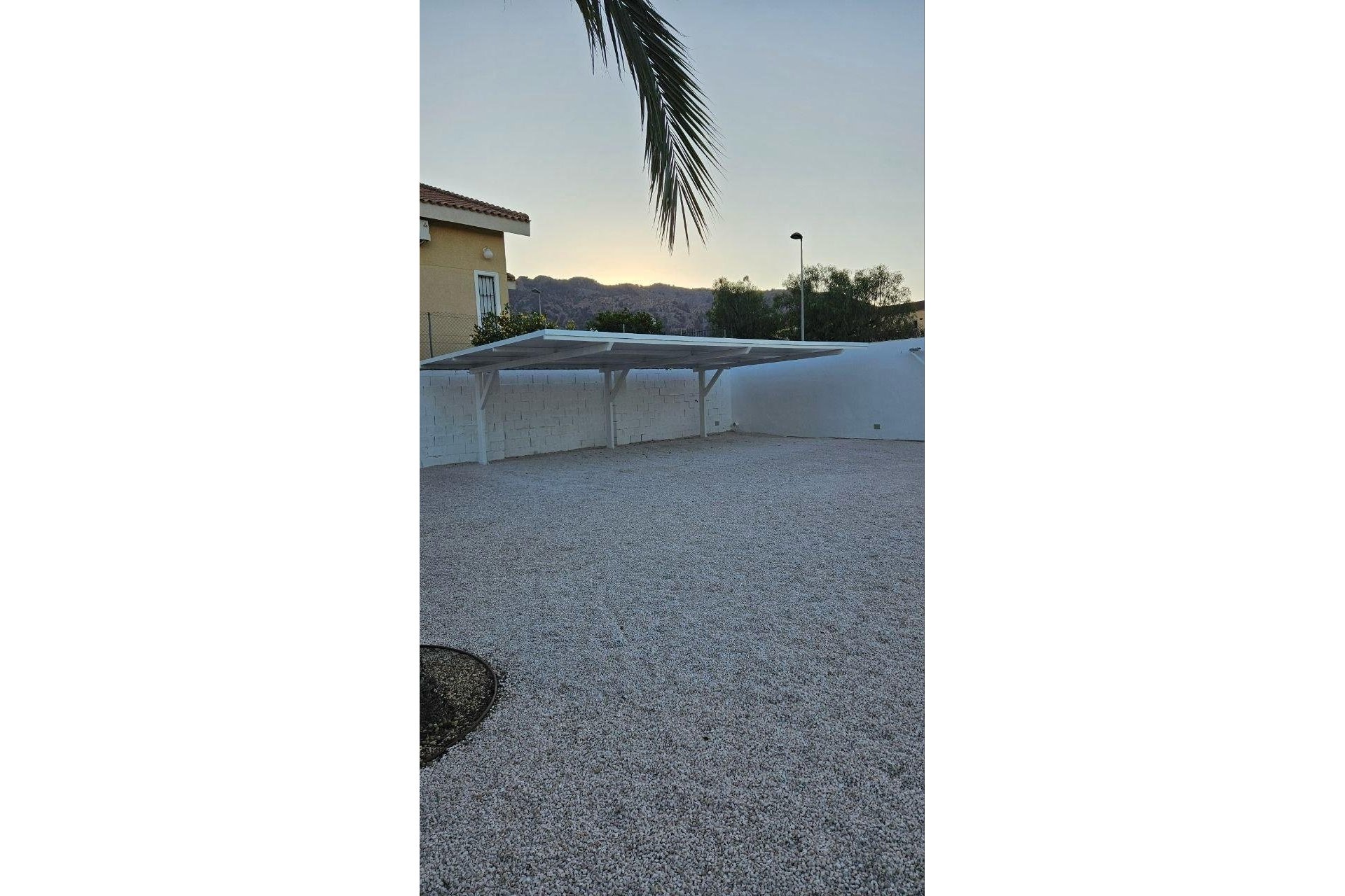 Reventa - Villa -
Orihuela - Urb. Montepinar
