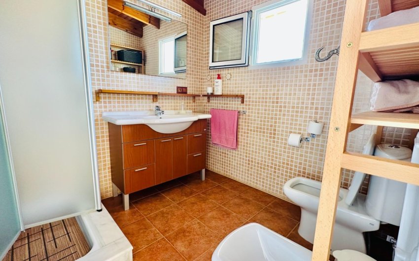 Reventa - Villa -
Orihuela - Urb. Montepinar
