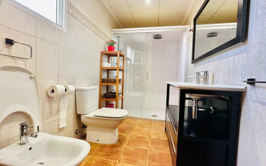 Reventa - Villa -
Orihuela - Urb. Montepinar