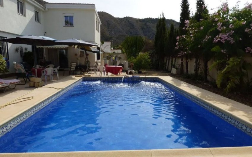 Reventa - Villa -
Orxeta - Costa Blanca