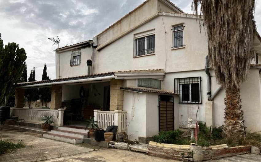 Reventa - Villa -
Orxeta - Costa Blanca