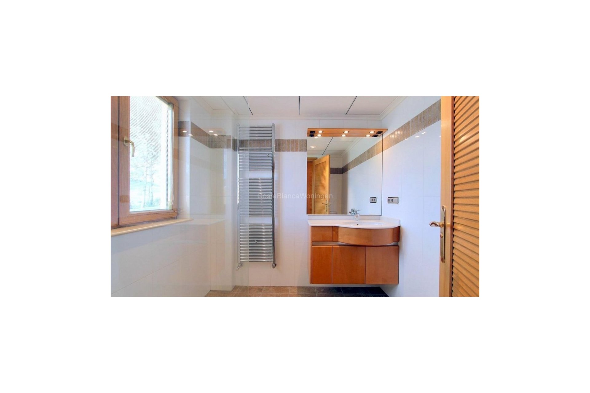 Reventa - Villa -
Penáguila