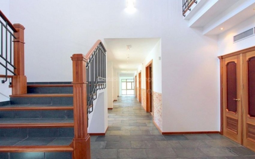 Reventa - Villa -
Penáguila