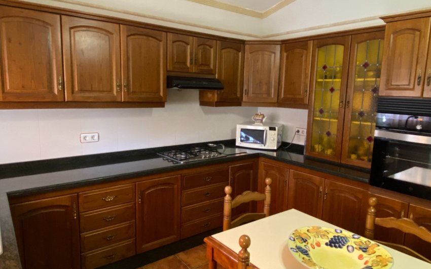 Reventa - Villa -
Petrer