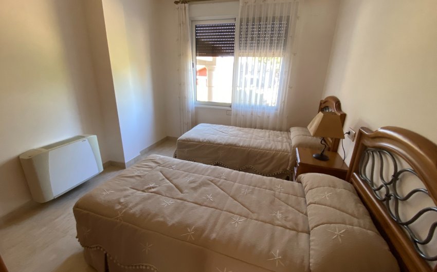 Reventa - Villa -
Petrer