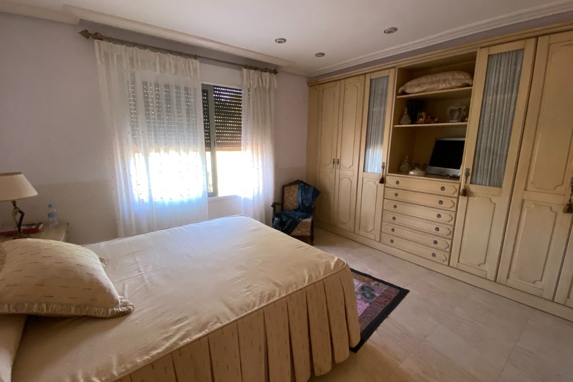 Reventa - Villa -
Petrer