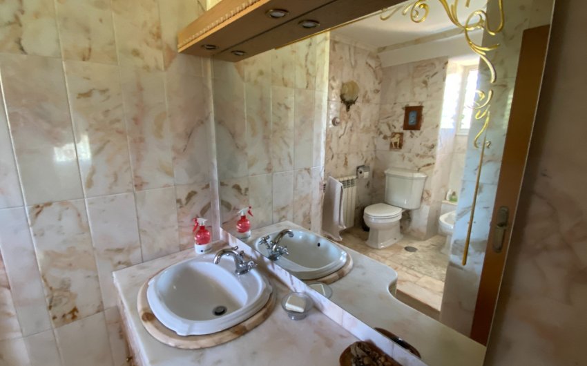 Reventa - Villa -
Petrer