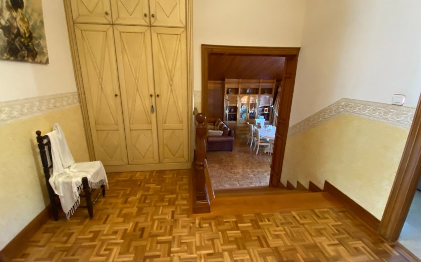 Reventa - Villa -
Petrer