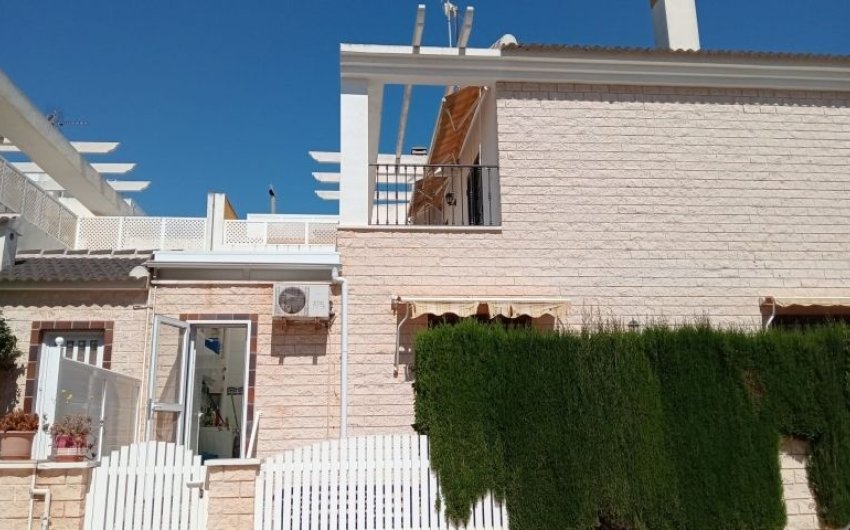 Reventa - Villa -
Pilar de la Horadada - Costa Blanca