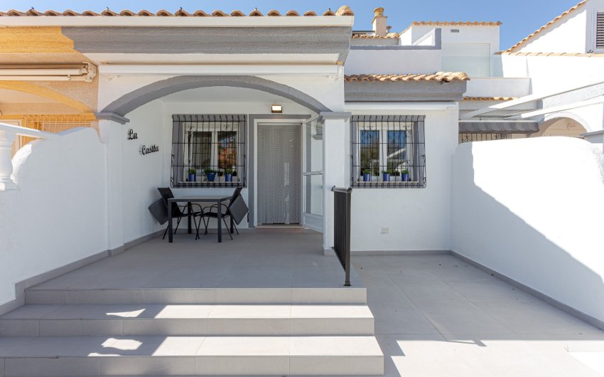 Reventa - Villa -
Pilar de la Horadada - Costa Blanca