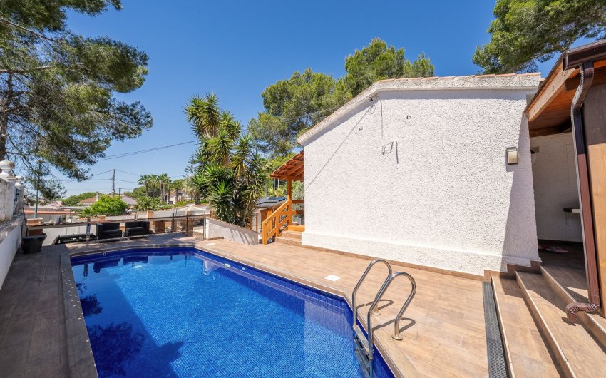 Reventa - Villa -
Pilar de la Horadada - Pinar de Campoverde