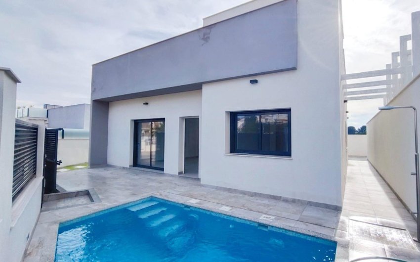 Reventa - Villa -
Pilar de la Horadada - Pinar de Campoverde