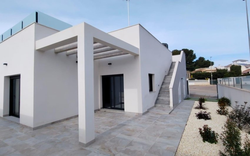 Reventa - Villa -
Pilar de la Horadada - Pinar de Campoverde