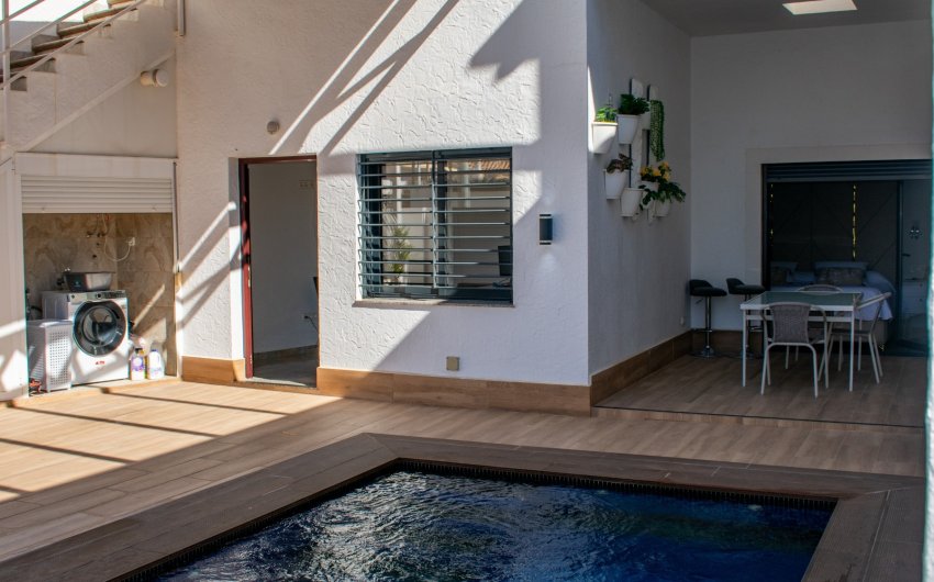 Reventa - Villa -
Pilar de la Horadada - Torre de la Horadada