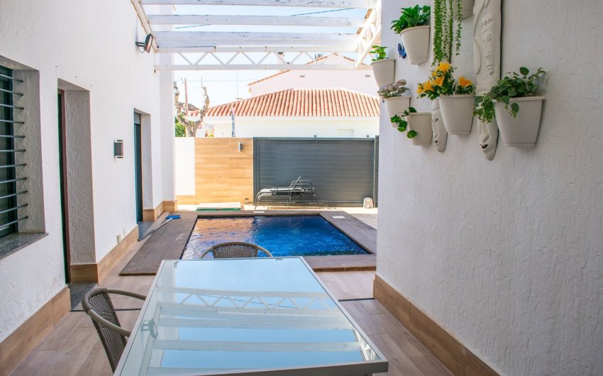 Reventa - Villa -
Pilar de la Horadada - Torre de la Horadada