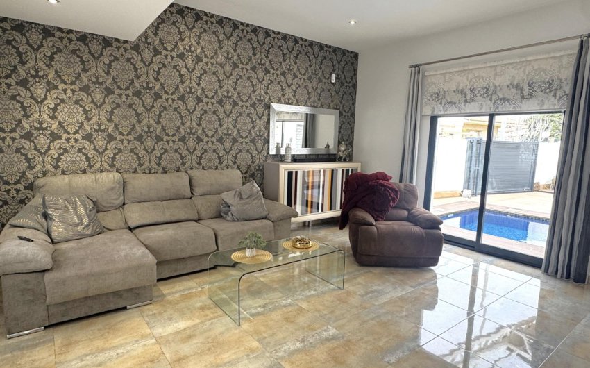 Reventa - Villa -
Pilar de la Horadada - Torre De La Horadada