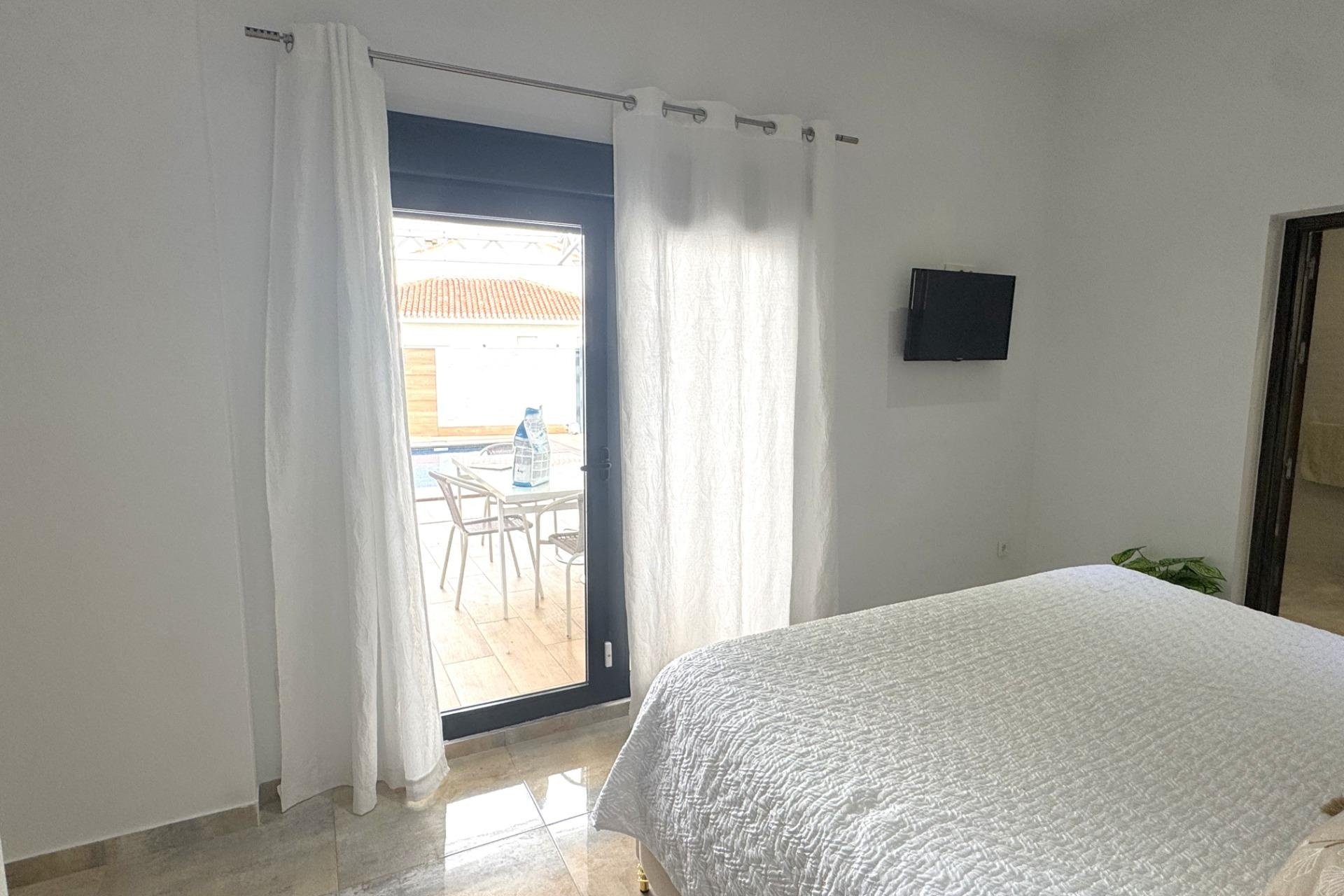 Reventa - Villa -
Pilar de la Horadada - Torre De La Horadada