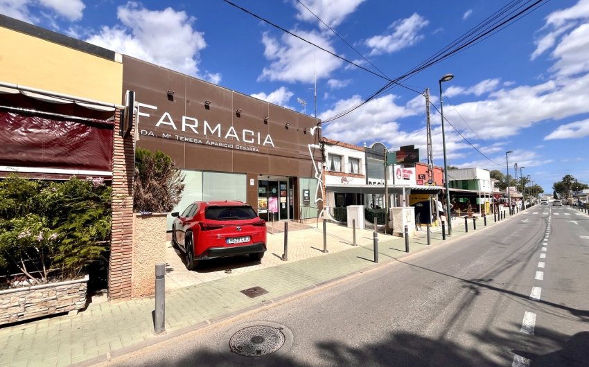 Reventa - Villa -
Pinar de Campoverde - Inland