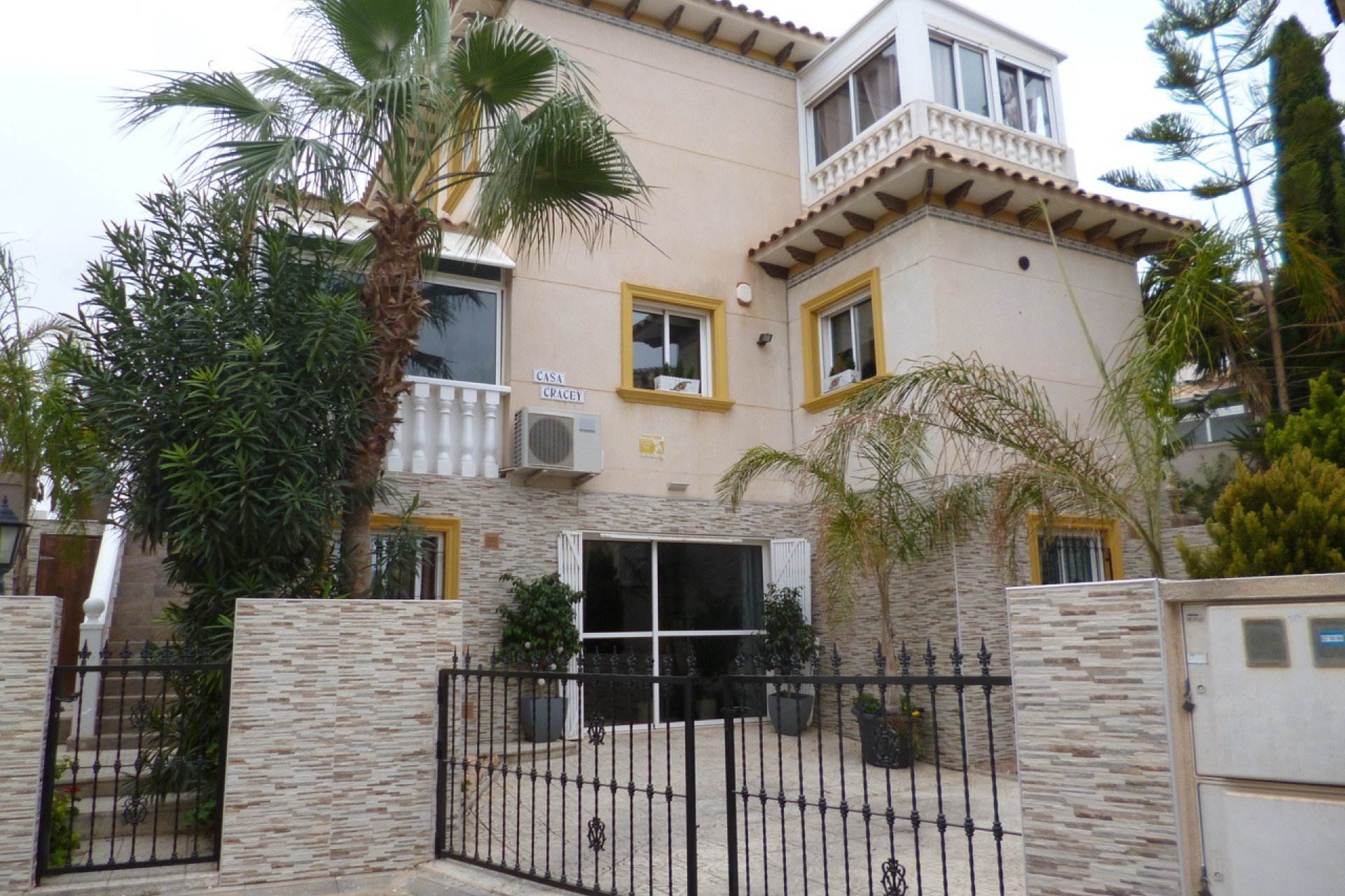 Reventa - Villa -
Playa Flamenca - Costa Blanca