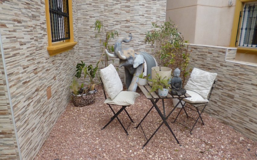 Reventa - Villa -
Playa Flamenca - Costa Blanca