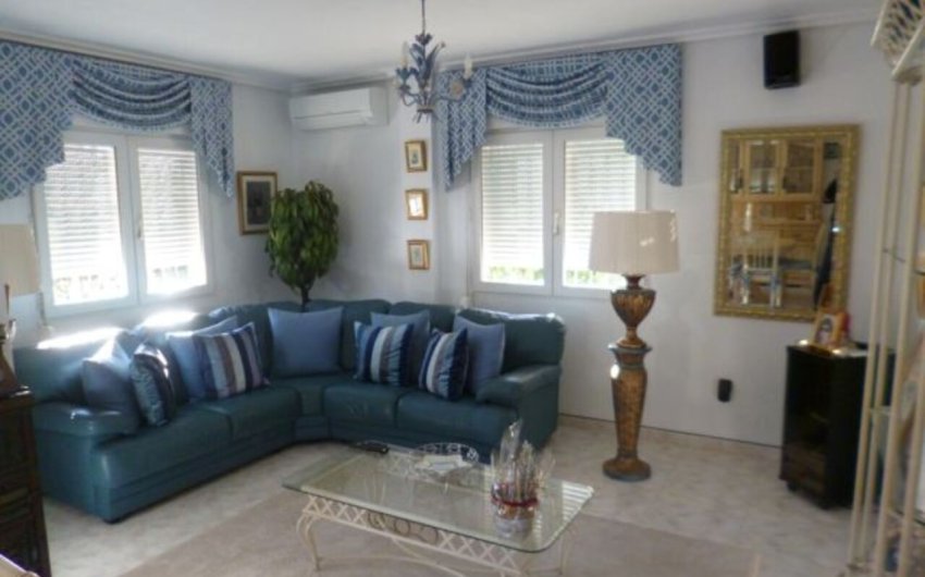 Reventa - Villa -
Playa Flamenca - Costa Blanca