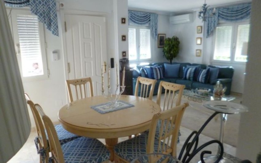 Reventa - Villa -
Playa Flamenca - Costa Blanca