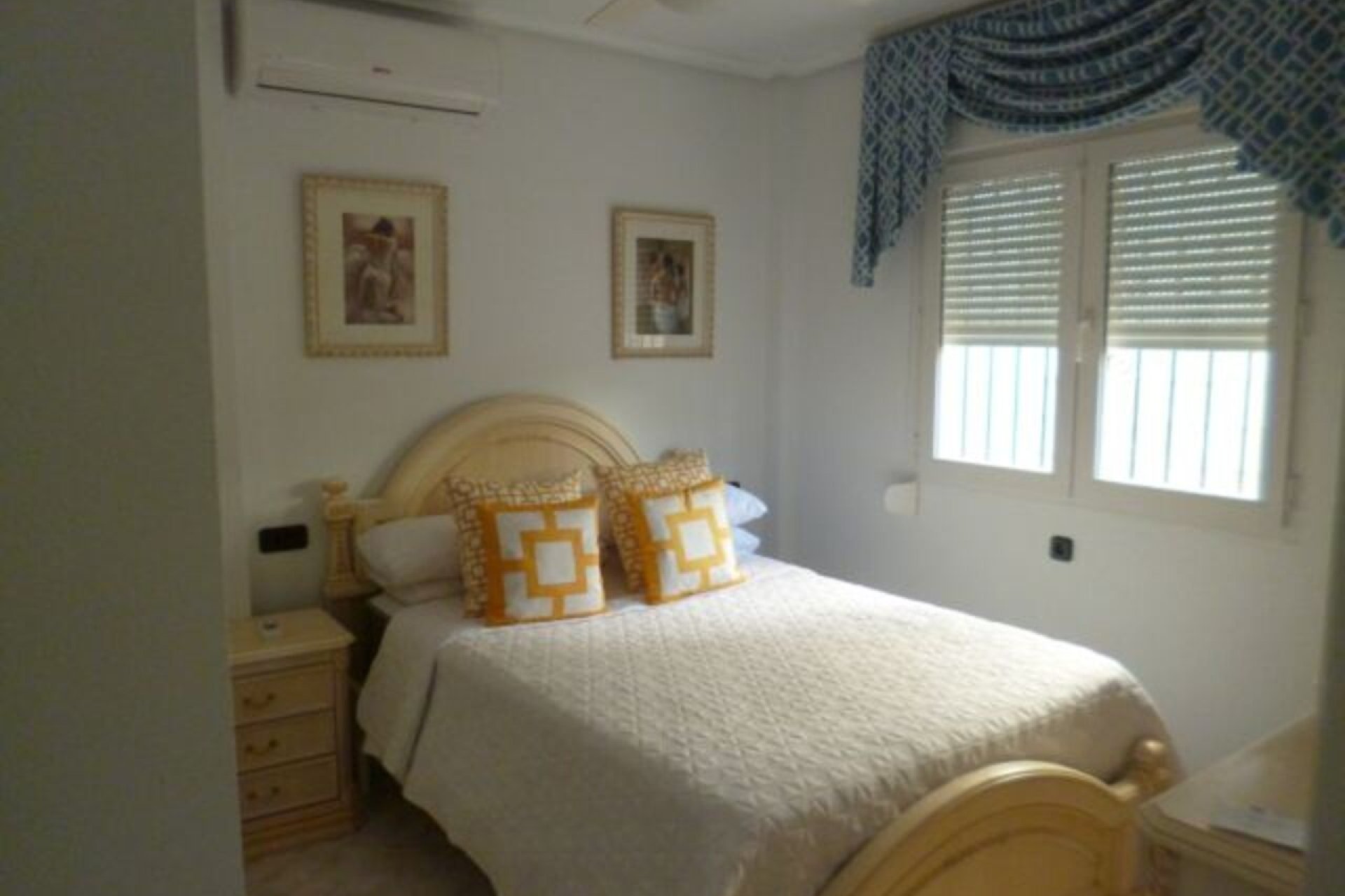 Reventa - Villa -
Playa Flamenca - Costa Blanca