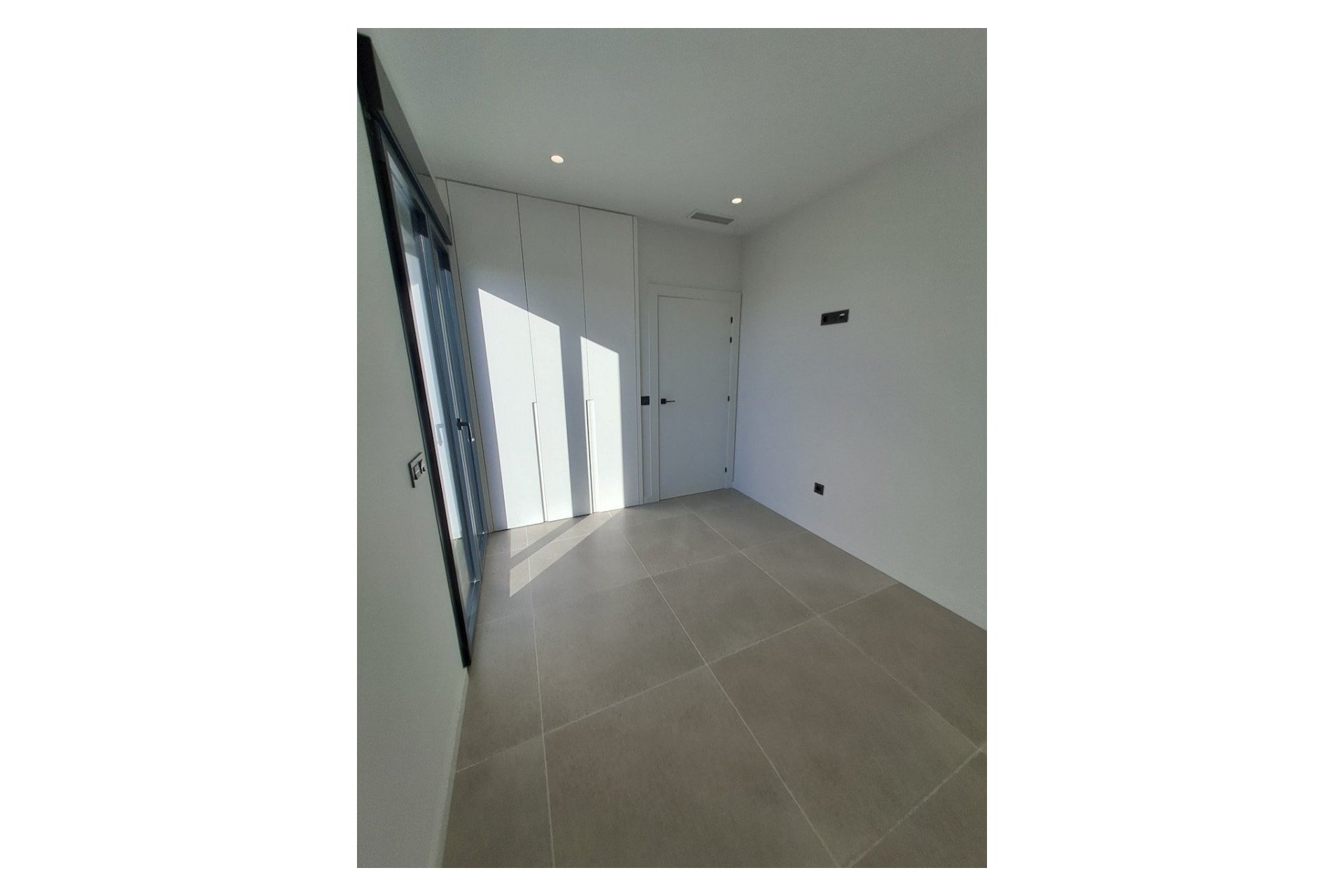 Reventa - Villa -
Polop - Urbanizaciones