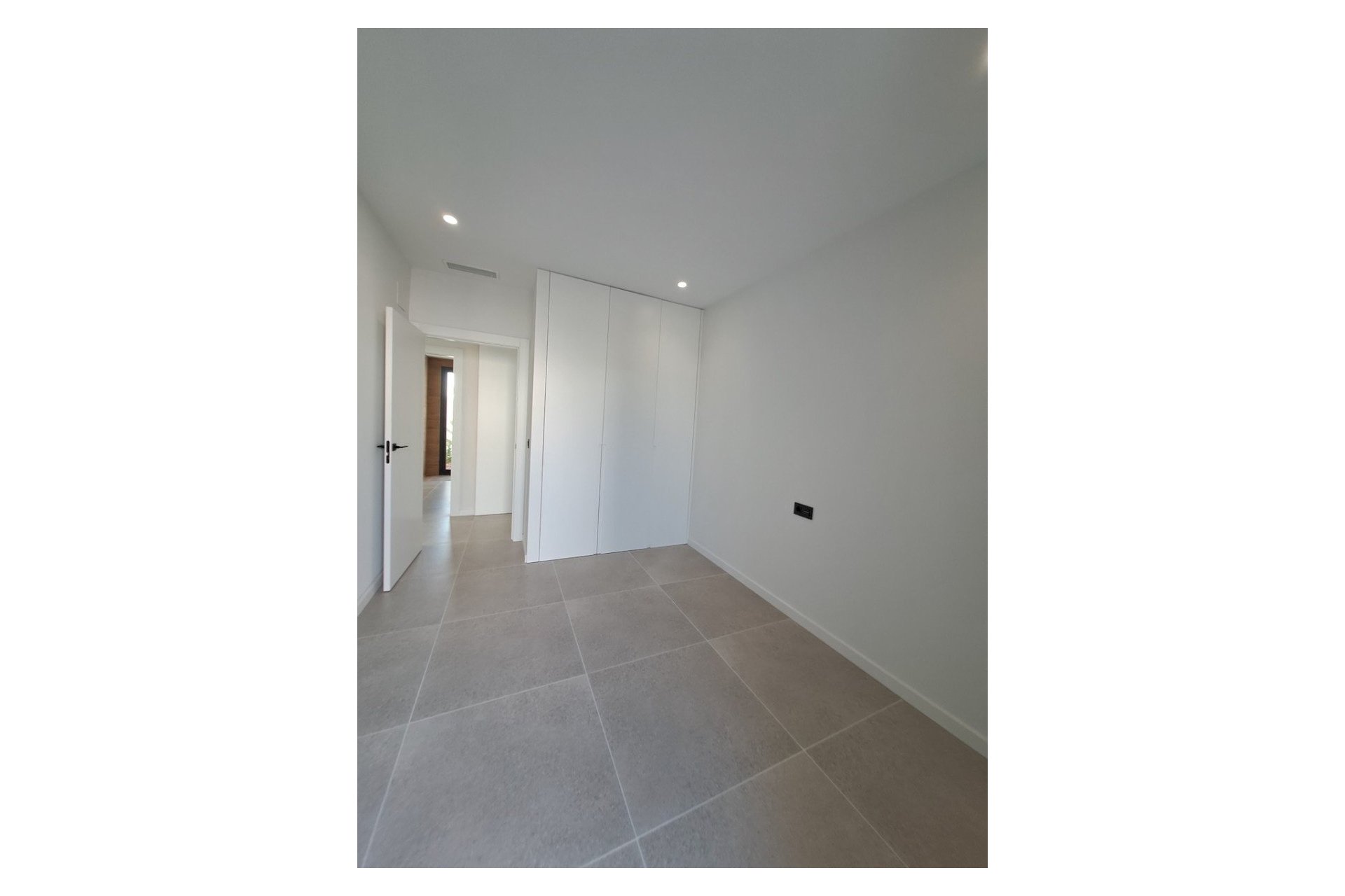 Reventa - Villa -
Polop - Urbanizaciones