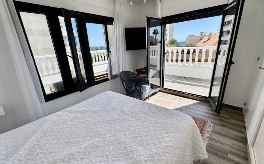 Reventa - Villa -
Punta Prima