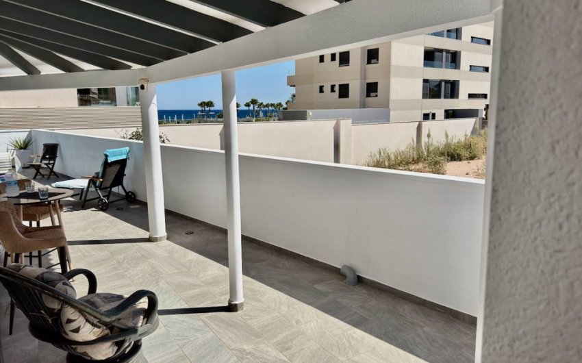 Reventa - Villa -
Punta Prima