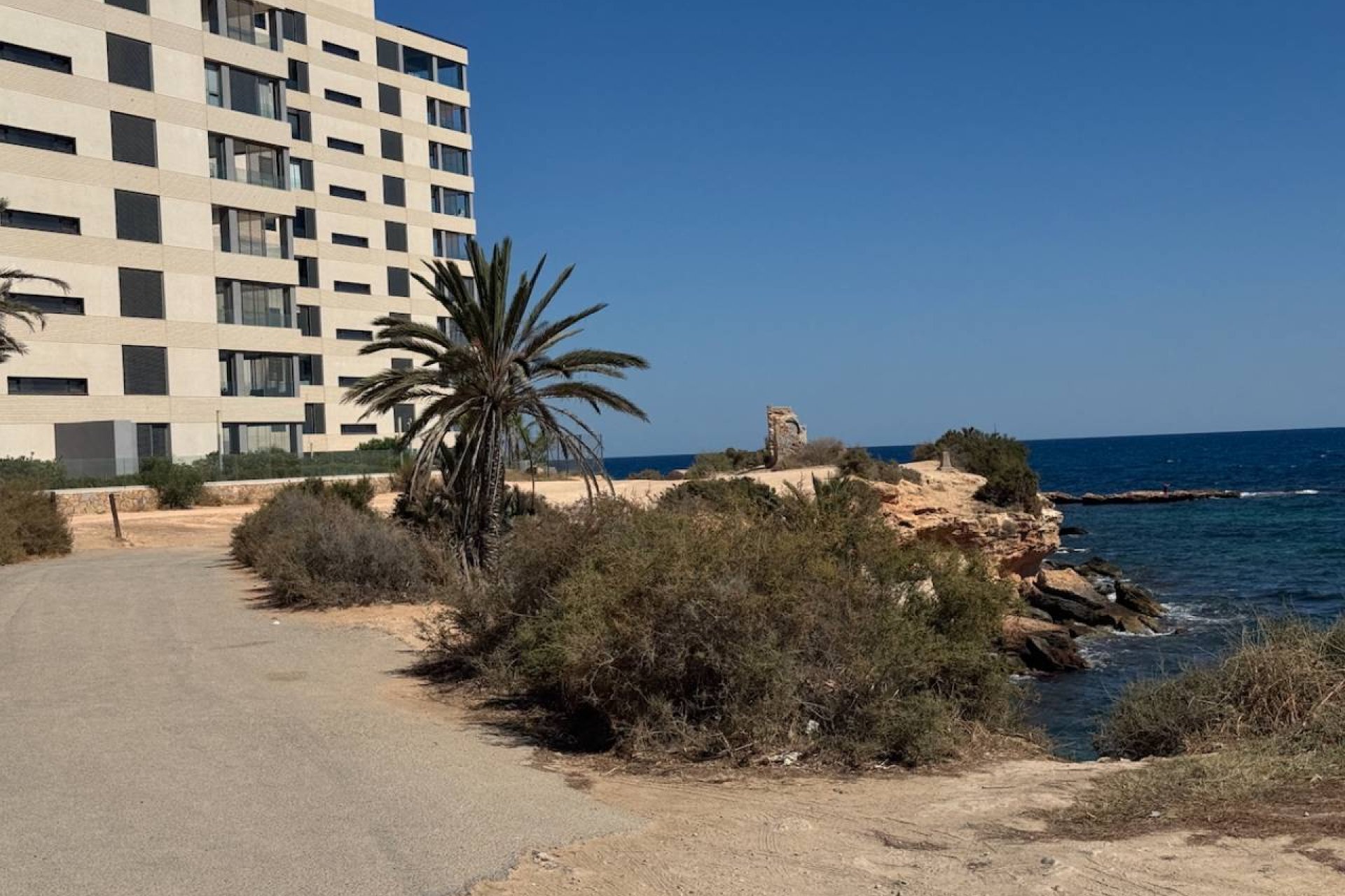 Reventa - Villa -
Punta Prima