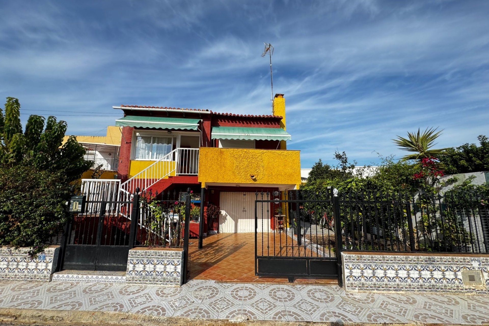 Reventa - Villa -
Punta Prima