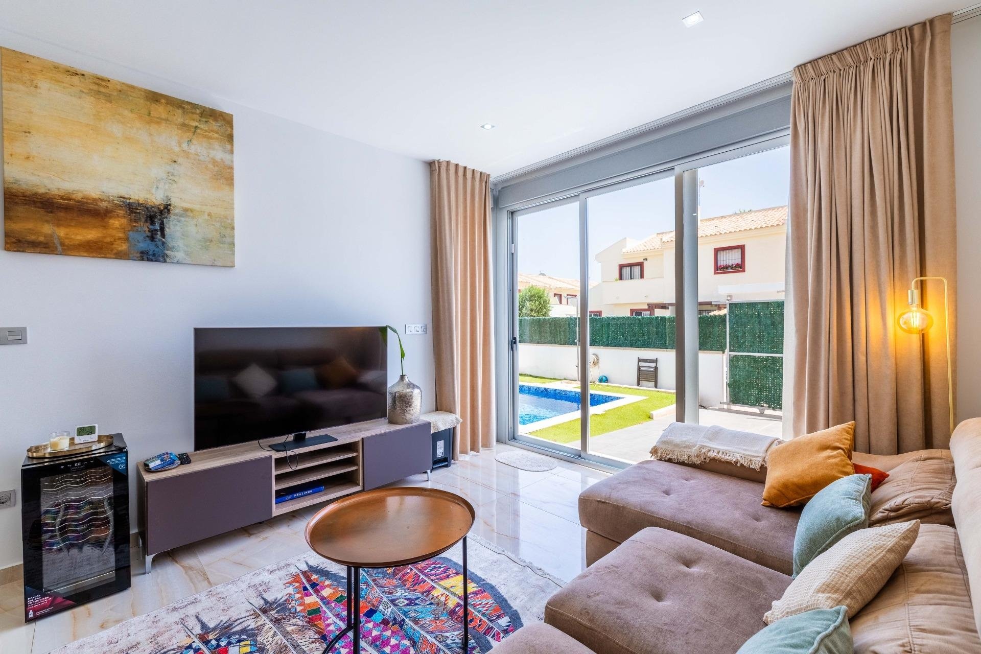 Reventa - Villa -
Rojales - Doña Pepa
