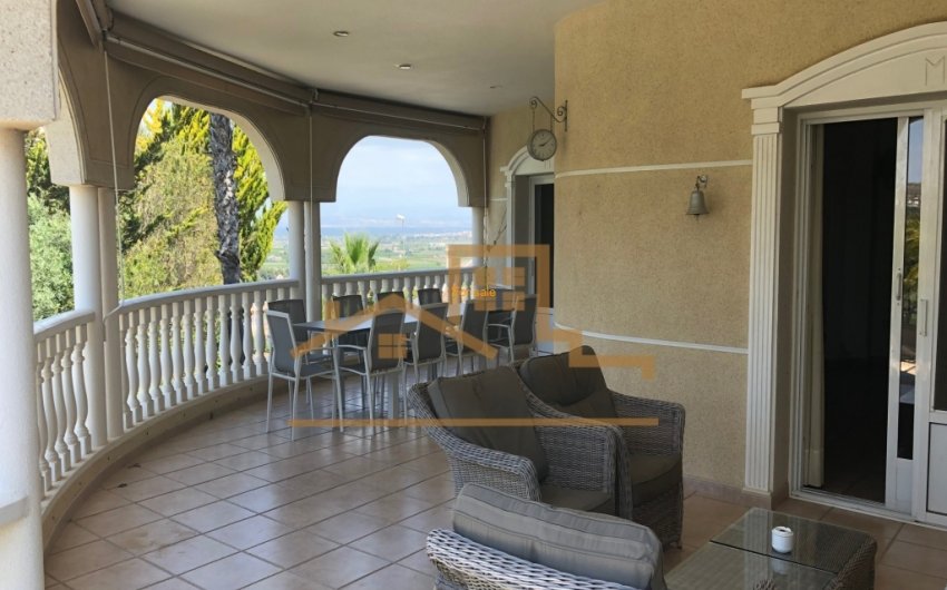 Reventa - Villa -
Rojales - La Marquesa Golf