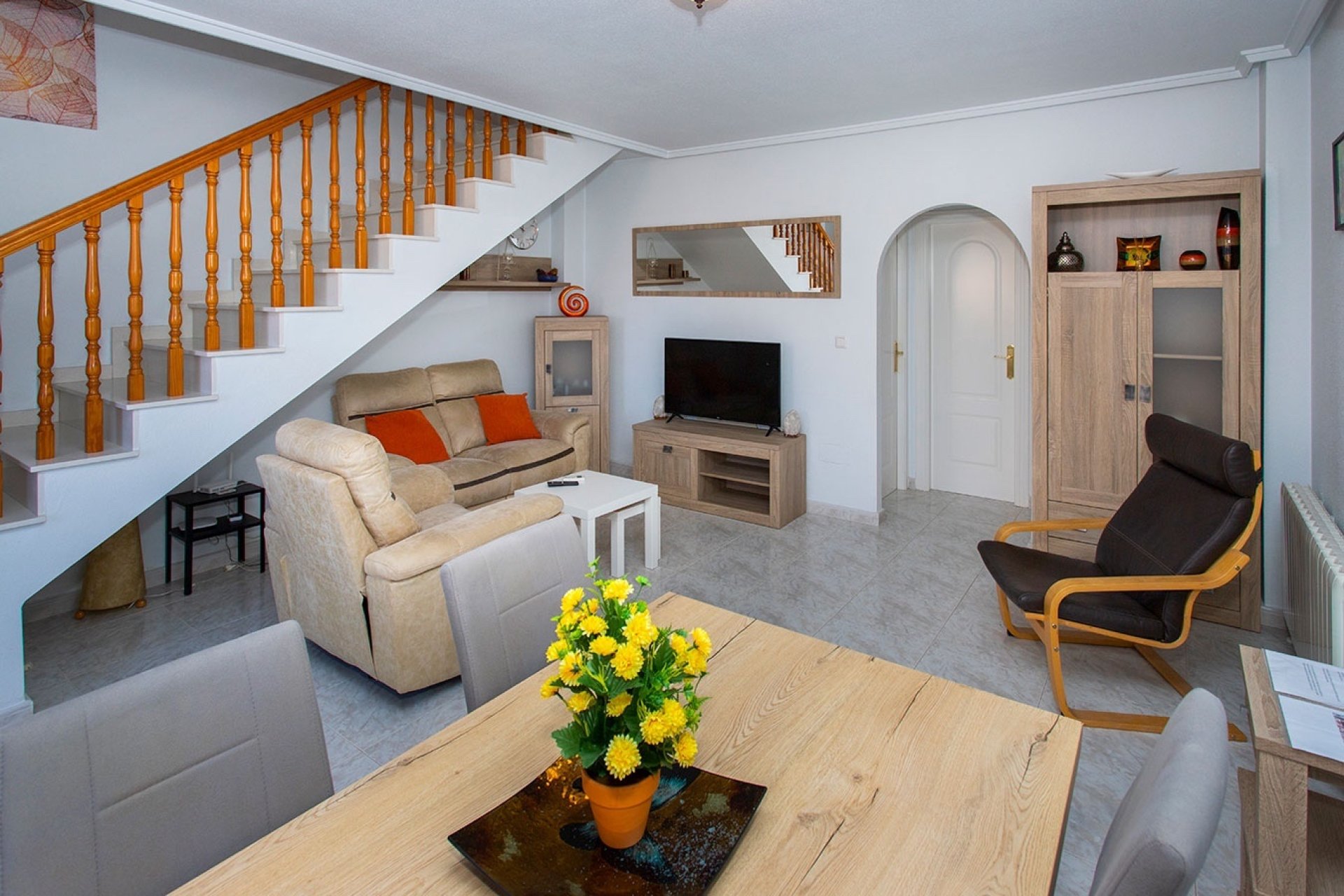 Reventa - Villa -
Rojales - Pueblo