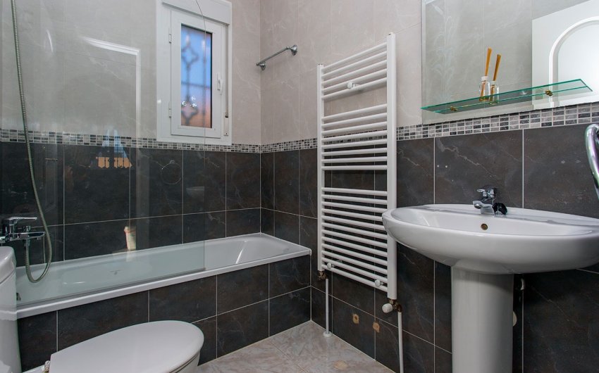 Reventa - Villa -
Rojales - Pueblo