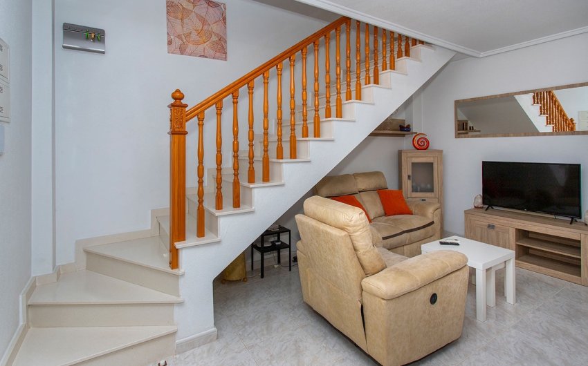 Reventa - Villa -
Rojales - Pueblo