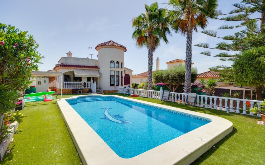 Reventa - Villa -
San Fulgencio - Costa Blanca
