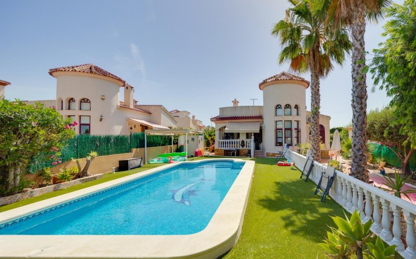 Reventa - Villa -
San Fulgencio - Costa Blanca