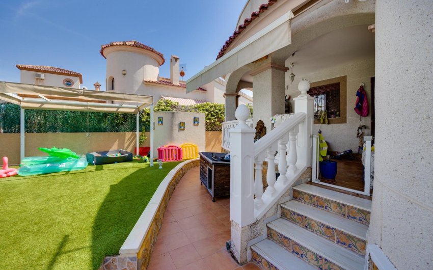 Reventa - Villa -
San Fulgencio - Costa Blanca